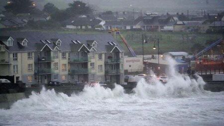 Met Éireann issues weather warnings ahead of midweek storm