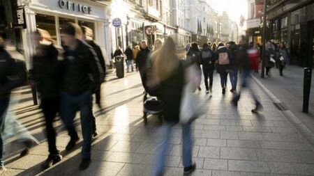 Highest immigration in 16 years pushes Republic's population to almost 5.3m