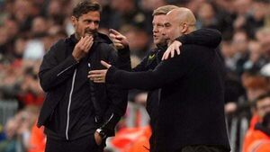 Alexander Isak grabs winner as Newcastle beat Manchester City in Carabao Cup Alexander Isak grabs winner as Newcastle beat Manchester City in Carabao Cup