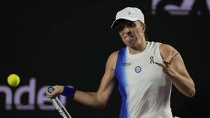 Iga Swiatek and Coco Gauff advance to semi-finals in Cancun