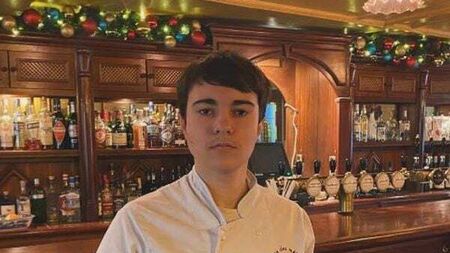 Macron congratulates French teen who disarmed Dublin attacker