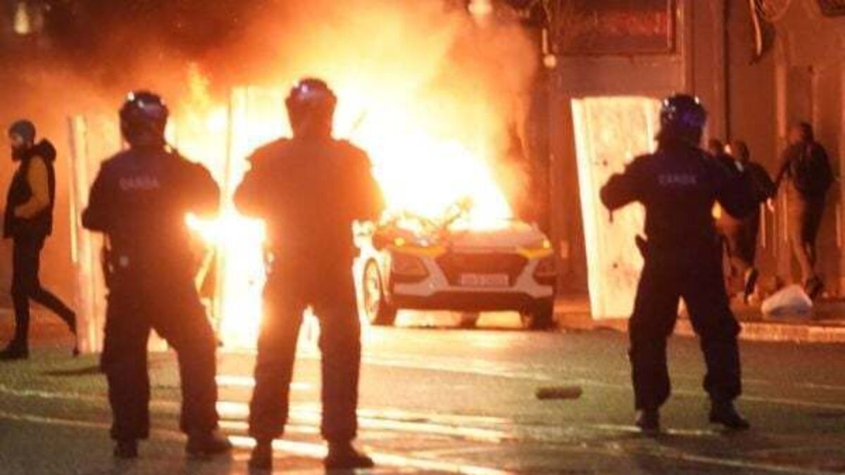 ‘Ball in Taoiseach’s court’ after gardaí lost control of Dublin, Sinn Féin TD says