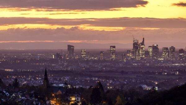 Inflation in Europe falls to 2.4%, the lowest in more than two years