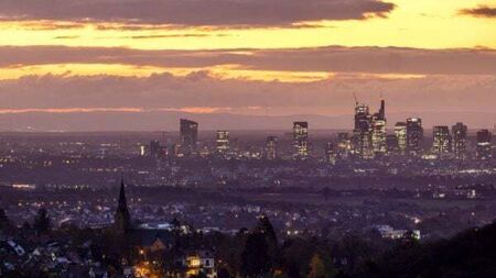 Inflation in Europe falls to 2.4%, the lowest in more than two years