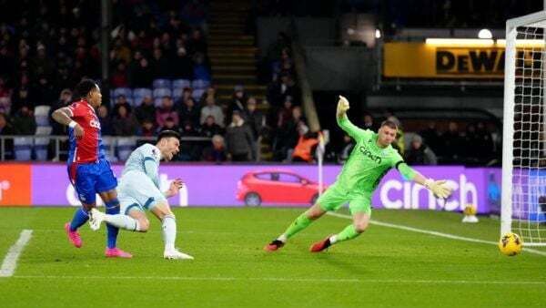 Marcos Senesi and Kieffer Moore fire Bournemouth past Crystal Palace