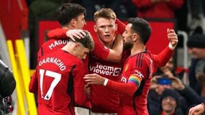 Scott McTominay says Manchester United must maintain standards of Chelsea win Scott McTominay says Manchester United must maintain standards of Chelsea win