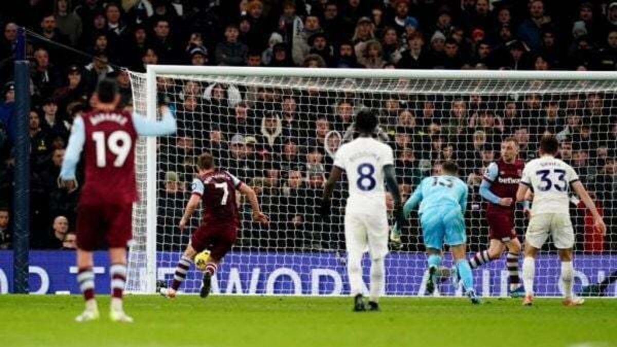Jarrod Bowen and James Ward-Prowse earn West Ham victory at Tottenham