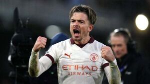 Manchester City survive scare in battling Premier League comeback win at Luton