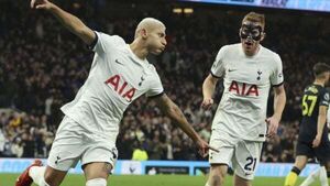 Richarlison brace inspires Tottenham to return to winning ways against Newcastle Richarlison brace inspires Tottenham to return to winning ways against Newcastle