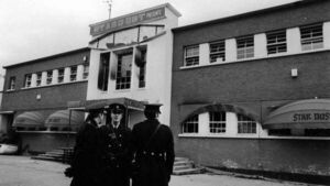 Company that produced tiles used on Stardust sold them as 'job lot' and didn't recommend wall use