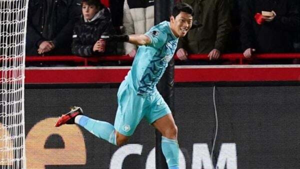 Hwang Hee-chan’s brace helps Wolves to thumping win at Brentford