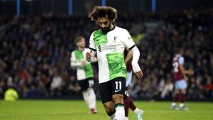 Football rumours: Saudi Pro League clubs made to wait for Mohamed Salah