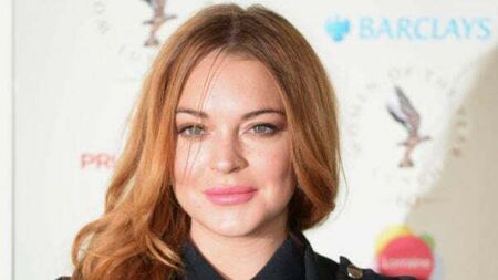Lindsay Lohan joins cast of Mean Girls remake at film’s premiere in New York