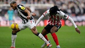 Newcastle brace for prospect of losing Joelinton for rest of season if op needed