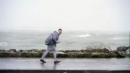 Storm Isha: More than 170,000 homes without power as 'destructive' gusts hit Ireland