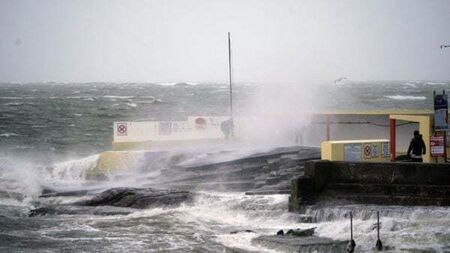 Storm Isha: Man (40s) dies in road crash in Co Mayo
