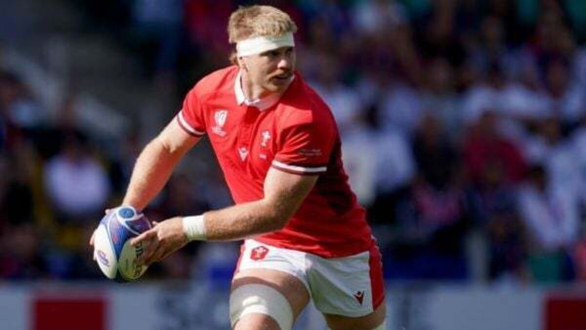 Aaron Wainwright’s new Dragons deal boost Wales ahead of Six Nations