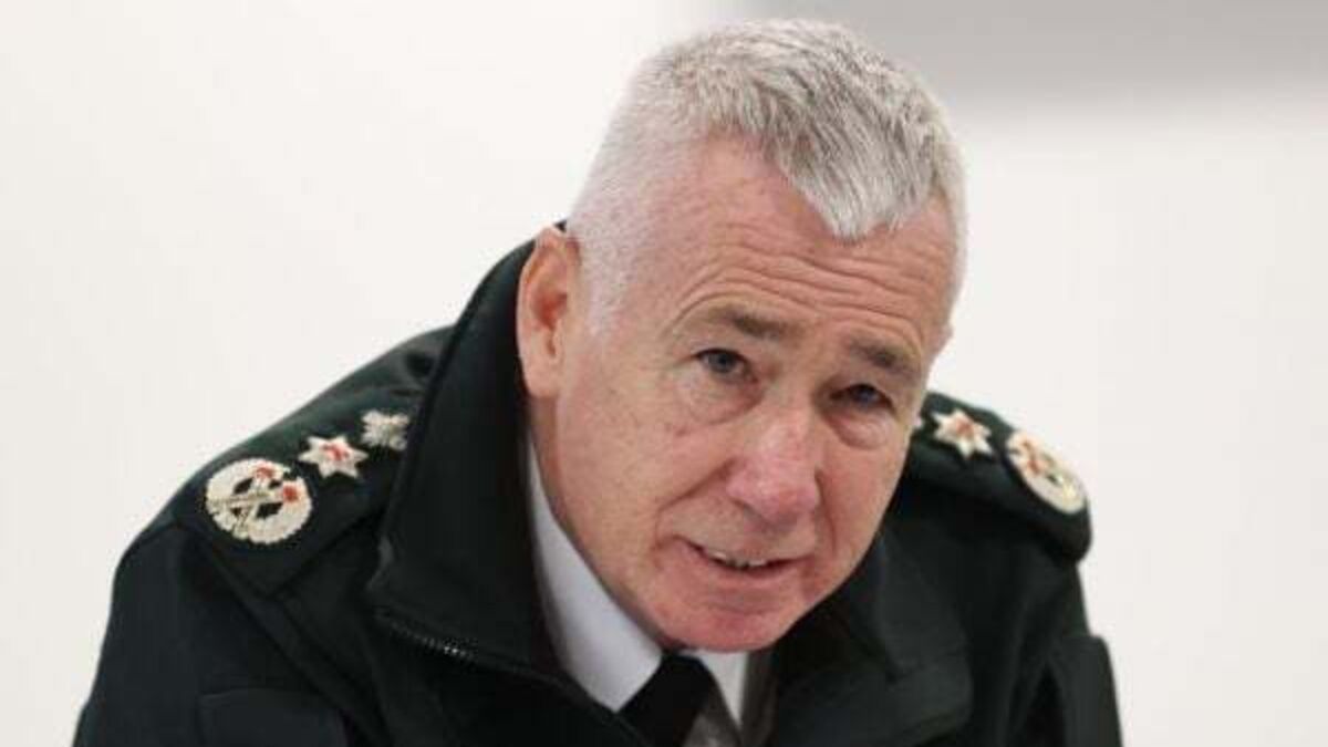 PSNI chief welcomes O’Neill’s attendance at police graduation ceremony