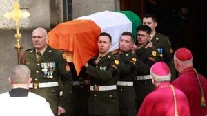 Graveside mourners hear John Bruton was a ‘statesman of unshakeable integrity’ Graveside mourners hear John Bruton was a ‘statesman of unshakeable integrity’