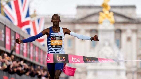 World marathon record holder Kelvin Kiptum dies in accident in Kenya