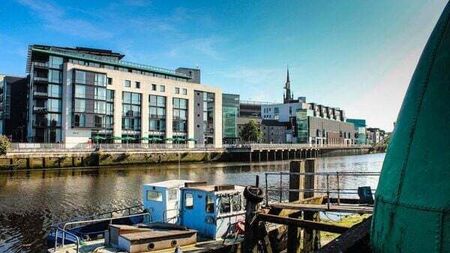 Concern over plans to turn Drogheda's largest hotel into centre for asylum seekers