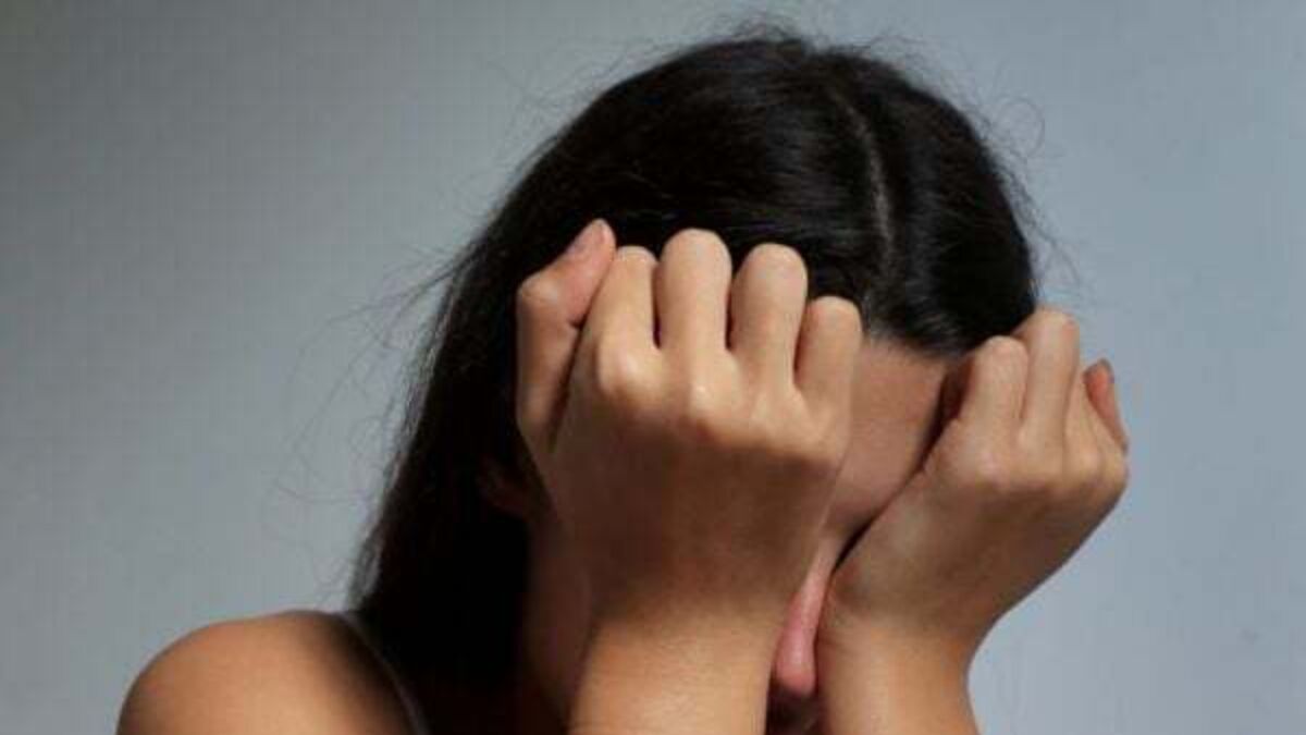 Young people who experience adversity at increased risk of self-harm – report