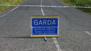 Man dies and two people injured in Co Cork car crash