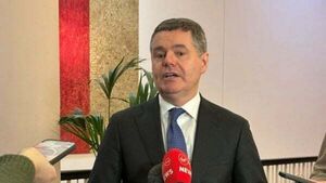 Government party leaders ‘fully behind’ Catherine Martin over latest RTÉ scandal Government party leaders ‘fully behind’ Catherine Martin over latest RTÉ scandal