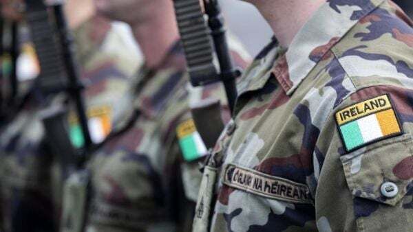 Proposed Bill preventing criticism of government policy risks 'gagging order' for Defence Forces