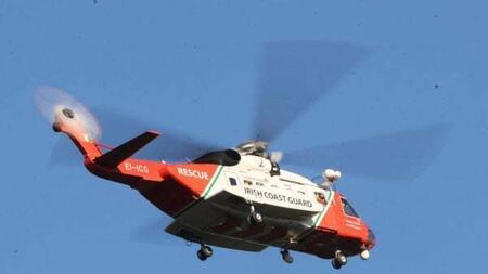 Five rescued from fishing vessel off Inis Mór