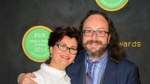 Dave Myers’ wife thanks Hairy Bikers fans for ‘massive wave of love’ Dave Myers’ wife thanks Hairy Bikers fans for ‘massive wave of love’