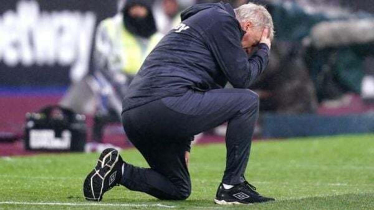 The decisions went so badly against us – David Moyes unhappy with referee