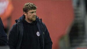 Damien Duff claims Shelbourne fitness coach was racially abused Damien Duff claims Shelbourne fitness coach was racially abused