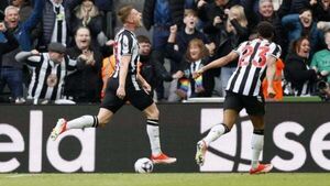 Harvey Barnes at the double as Newcastle hit back to beat West Ham in a thriller