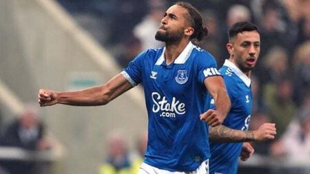 Dominic Calvert-Lewin ends goal drought to earn Everton a point at Newcastle