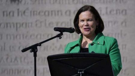 Sinn Fein says Simon Harris ‘failing his way to very top’