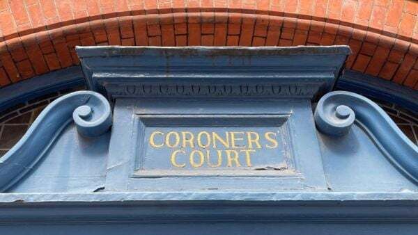 Girl (2) saw grandfather stab parents before fatally injuring himself, inquest hears