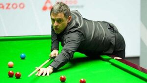 Ronnie O’Sullivan off to a flyer as quest for record eighth world title begins Ronnie O’Sullivan off to a flyer as quest for record eighth world title begins