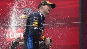 Max Verstappen ‘will not be champion forever and should be celebrated’ Max Verstappen ‘will not be champion forever and should be celebrated’