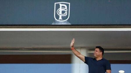 Brazil great Ronaldo selling stake in boyhood club Cruzeiro