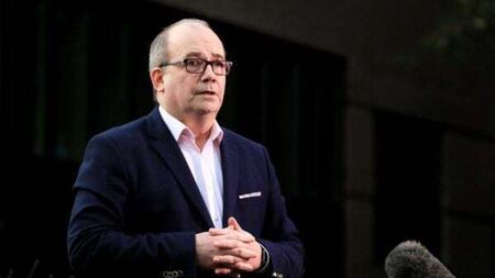 NI chief medical officer called Stormont politicians 'dysfunctional b*stards' over Covid