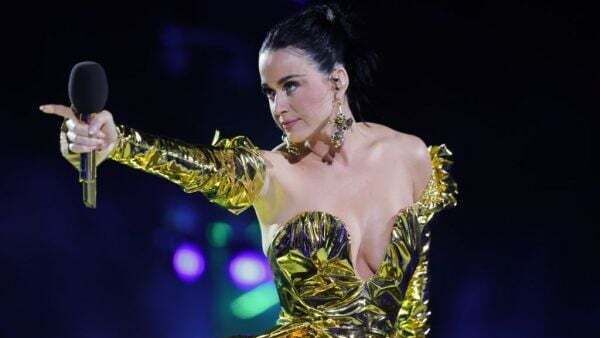 Katy Perry urges ‘hold on to your common sense hat’ after viral fake Met photo