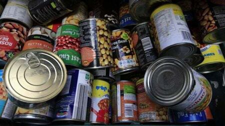 Children being left in poverty despite recovering economy, says charity