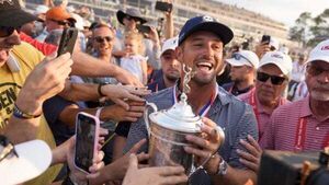 US Open winner Bryson DeChambeau urges PGA Tour and LIV Golf to ‘figure it out’ US Open winner Bryson DeChambeau urges PGA Tour and LIV Golf to ‘figure it out’