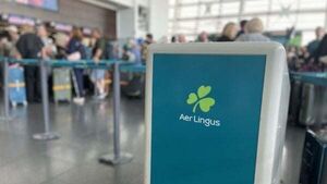 Aer Lingus passengers describe anxiety over industrial action Aer Lingus passengers describe anxiety over industrial action