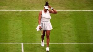 Naomi Osaka’s Wimbledon return abruptly halted by Emma Navarro Naomi Osaka’s Wimbledon return abruptly halted by Emma Navarro