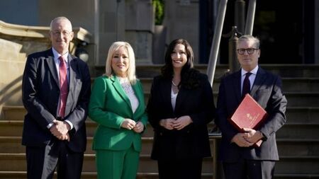 Starmer meets O’Neill and Little-Pengelly in first trip to the North as prime minister