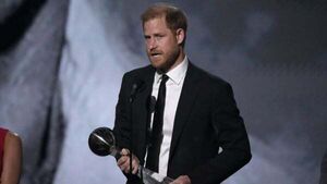 Harry nods to ‘eternal bond’ with Diana while accepting award for Invictus Games