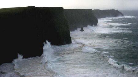 Search resumes for missing young boy near Cliffs of Moher