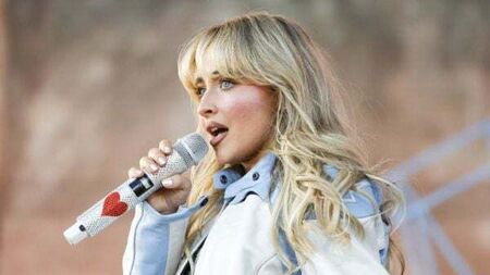 Sabrina Carpenter announces extra Irish concert